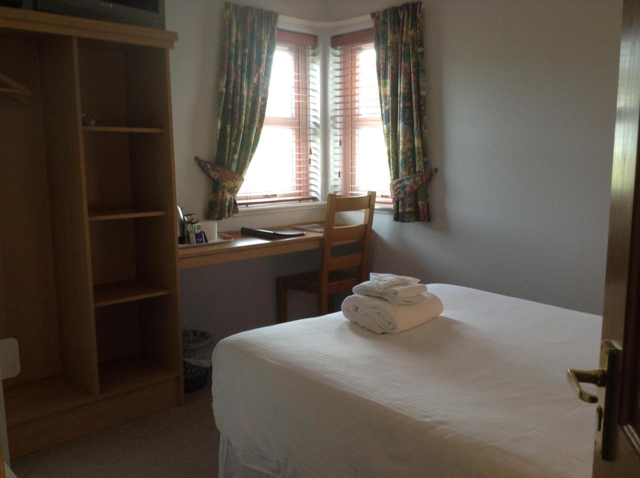 Trotternish B&B Kingsburgh Экстерьер фото