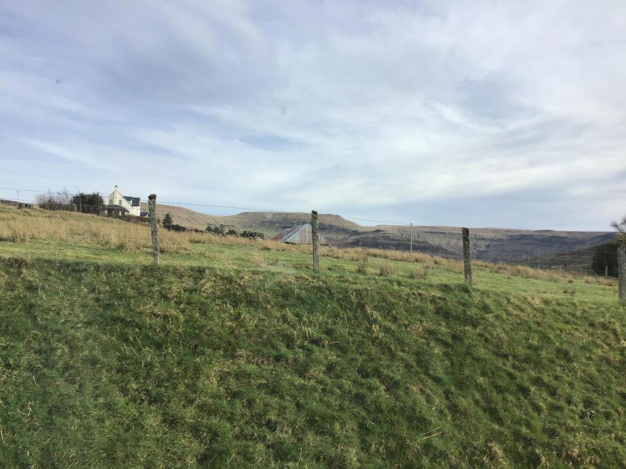 Trotternish B&B Kingsburgh Экстерьер фото